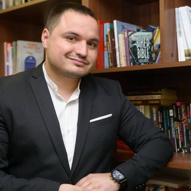 Александър Миланов